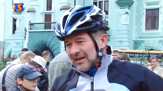 У Мукачеві Європейський тиждень мобільності відзначили масовим велопробігом (ВІДЕО)