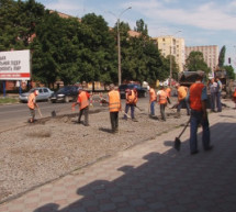 В Ужгороді ремонтують одну з ключових транспортних артерій - Грушевського (ВІДЕО)