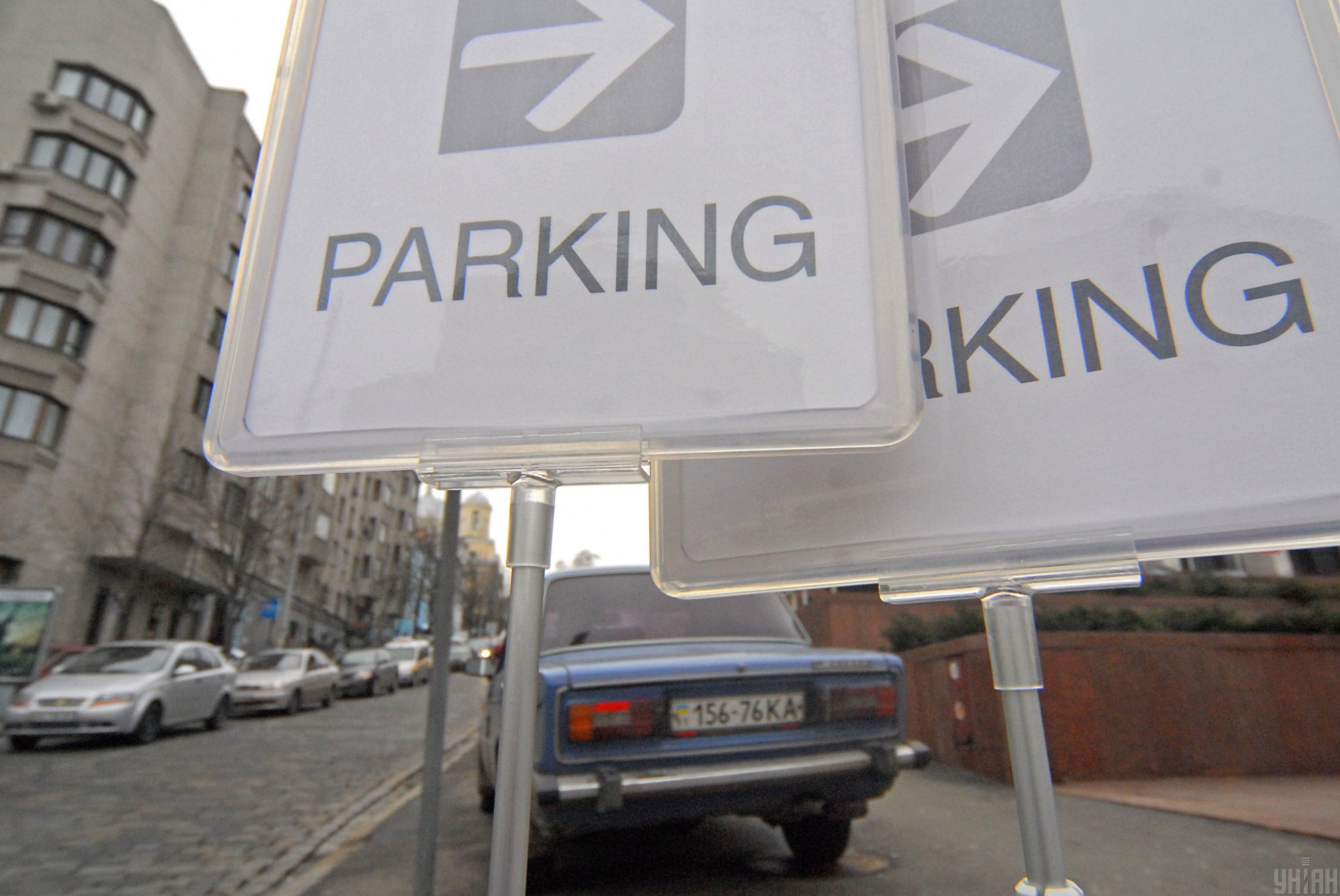 Чотири платні парковки облаштують в Ужгороді наступного року, — Андріїв