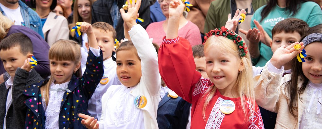 170 тисяч учнів розпочали новий навчальний рік на Закарпатті (ФОТО)