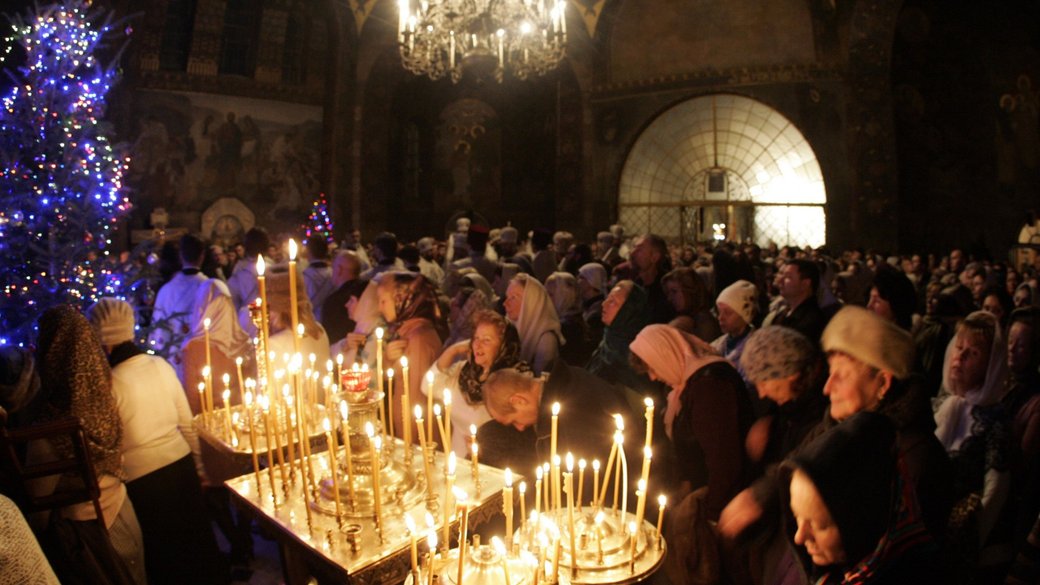 Дві парафії на Закарпатті виявили бажання проводити Різдвяні богослужіння 25 грудня