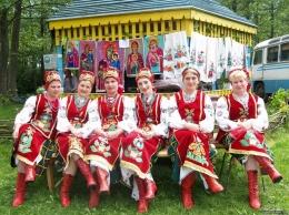 На Закарпатті відбудеться фольклорне свято "Самоцвіти Мукачівщини"