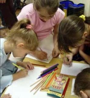 В рамках Всеукраїнської акції «Охорона праці очима дітей» Держгірпромнагляд оголосив конкурс дитячого малюнку