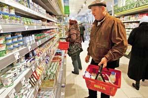 На Закарпатті роздрібні ціни на молочні продукти та м'ясо птиці знизилися на 8% 