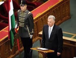 Президент Угорщини відвідає Україну 17-18 грудня