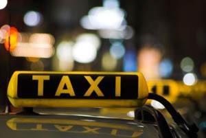 У Мукачеві таксист пограбував пасажирку