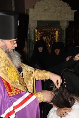 У монастирях Мукачівської православної єпархії звершено монаші постриги (ФОТО)