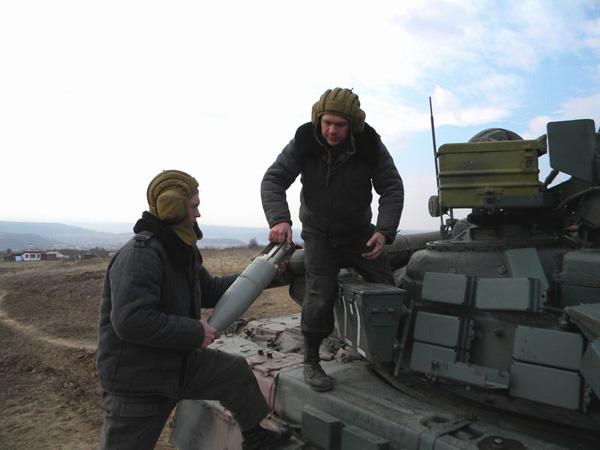На Ужгородському полігоні розпочалися танкові стрільби (ФОТО)