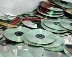 Ужгородські правоохоронці виявили дві «точки збуту» контрафактних дисків
