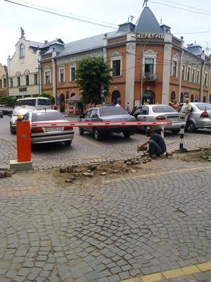 У Мукачеві обмежили в’їзд транспорту в центр міста (ФОТО)