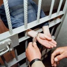 Закарпатку засудили до 2-х років ув'язнення за перенесення наркотиків