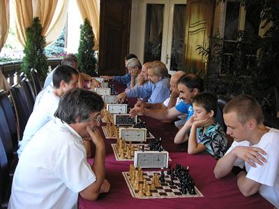 До Дня Незалежності в Берегові відбувся шаховий Кубок "Золотої Пави" (ФОТО)