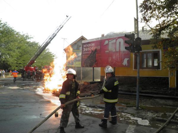 Електрику, відключену через вибух, в Ужгороді ввімкнуть протягом доби, а газ – через 2-3 доби