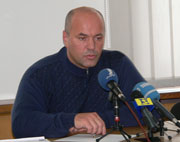 „ЗЕЛЕНИЙ” БАЗАР: Ратушняк дав прес-конференцію по темі