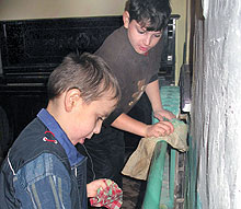 У Карпатському реабілітаційному центрі у львівському Бориславі лікуються та навчаються і діти із Закарпаття...