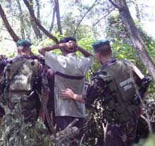 На Закарпатті прикордонники впіймали 8 "нелегалів"-чеченців