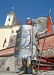 Середньовічний лицар в Мукачівському замку