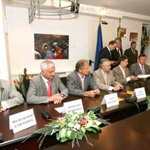Лідери 9 партій підписали угоду про створення мегаблоку "Наша Україна – Народна самооборона"