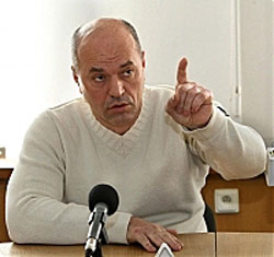 Мэр Ужгорода заявил, что прокуратура требует от него 500 тысяч долларов взятки