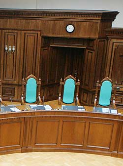 Судьба закарпатца Александра Йосипчука в качестве члена Конституционного суда всё ещё остается неизвестной