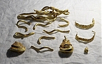 Археологи на Закарпатті знайшли золоті вироби племені даків