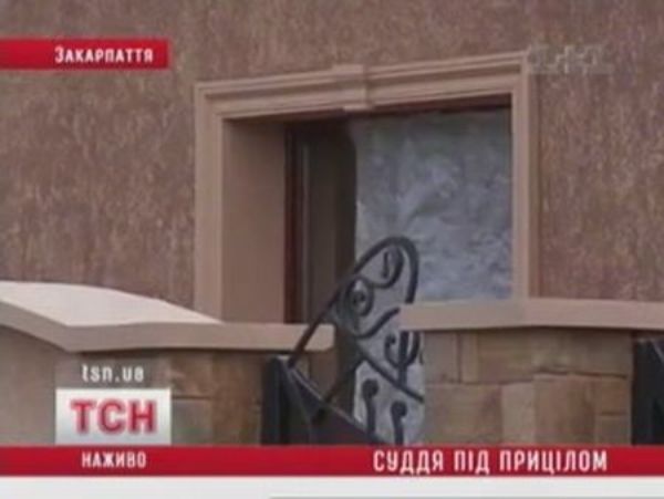 У будинок заступника голови Ужгородського міськрайонного суду Олега Ціцака кинули гранату