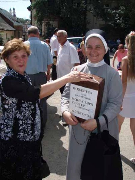 Громадські пожертви на монастир сестер-василіянок