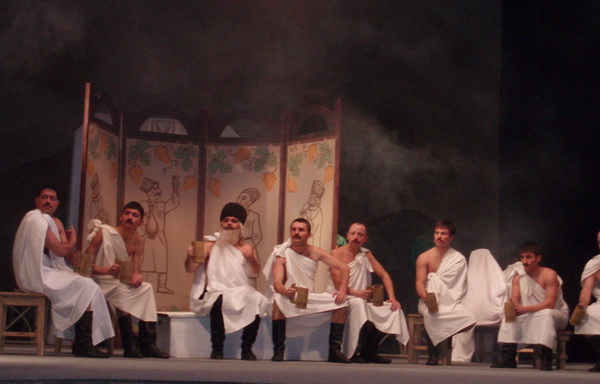 64-ий театральний сезон в Ужгороді відкрився комедією "Витівки Хануми"