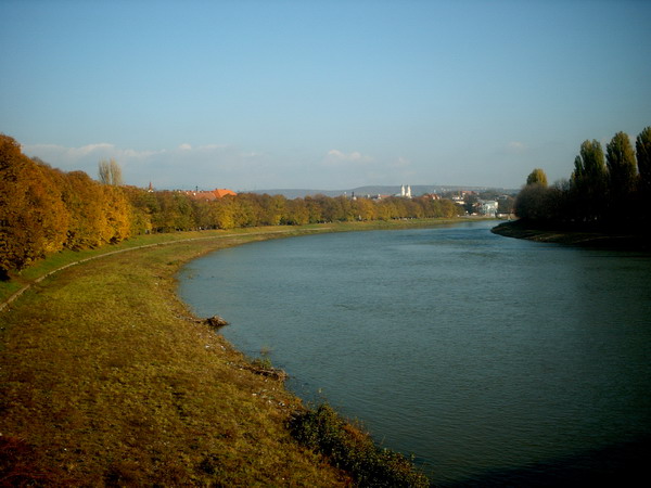 Річка Уж - окраса Ужгорода
