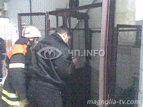 В Ужгороді 20-річна дівчина загинула в технічному ліфті