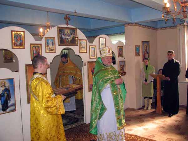 Вербное воскресенье студенты УУБА отметили праздничной литургией