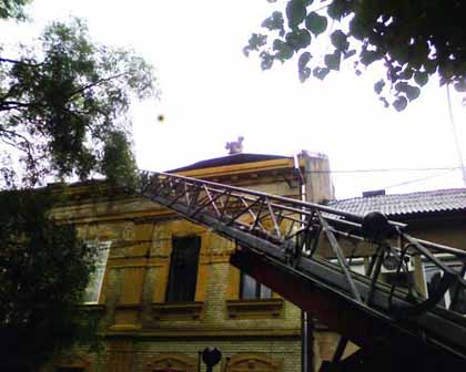 Сегодня в Ужгороде на пожаре погиб 87-летний мужчина  