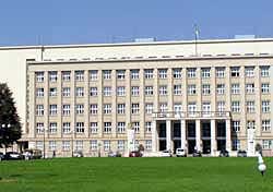 На Закарпатье постоянные комиссии изучают проекты решений очередной, двадцать восьмой сессии областного совета 