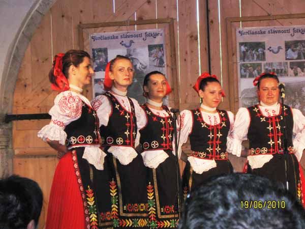 Ансамбль "Словенка" с Ужгородщины принял участие в фестивале фольклора в Словакии
