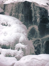 Закарпаття: Водоспад Шипіт чудовий і взимку
