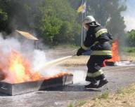 В Ужгороді пройшли обласні змагання з пожежно-прикладного спорту серед юнаків