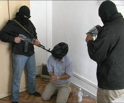 В Тернополі судили членів банди, що тероризувала Закарпаття
