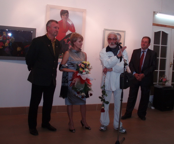 В Ужгороді відкрилася персональна виставка художниці Наталії Сіми (ФОТО)