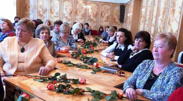 Керівництво Закарпатської області привітало жінок-активісток із 8 Березня (ФОТО)