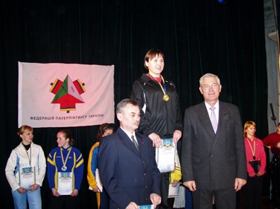У Мукачеві пройшов чемпіонат України з пауерліфтингу в категорії "жим лежачи"