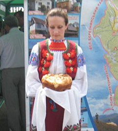 На Ужгородщині відбувся 12-й обласний конкурс словацької народної пісні "Золотий соловей"