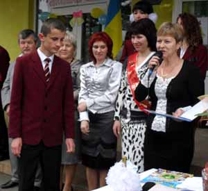 На закарпатській Свалявщині відзначено переможців конкурсу "Податки - очима дітей"