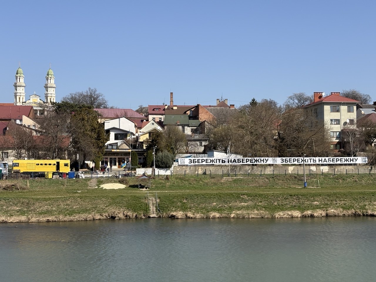 Забудовник Ботанічної набережної в Ужгороді не вважає, що йому потрібен детальний план, – журналістське розслідування
