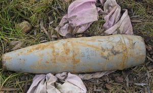 Житель Перечинщини на березі річки знайшов артилерійський снаряд