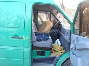 На Вінниччині п'яного закарпатця затримали за кермом вкраденого мікроавтобуса (ФОТО)