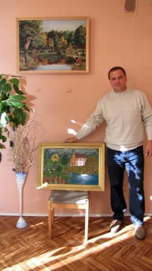 Закарпатець виготовляє картини з макаронів (ФОТО)
