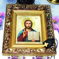 Ікона Ісуса Христа замироточила в селі Рокосово на Закарпатті у першу неділю після Великодня