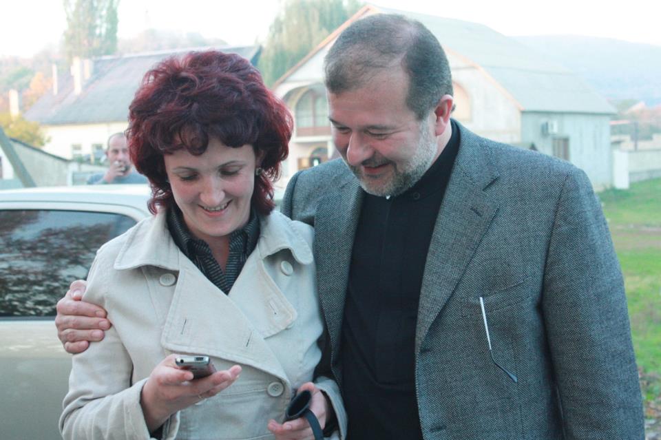 Балога після голосування поїхав у Грибівці на крумплі (ФОТО)