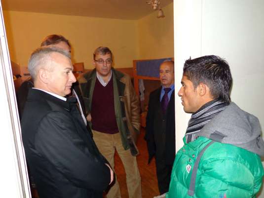 Чеський посол відвідав біженців у Мукачеві