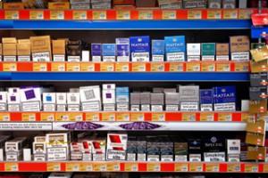 Угорщина монополізує продаж тютюну